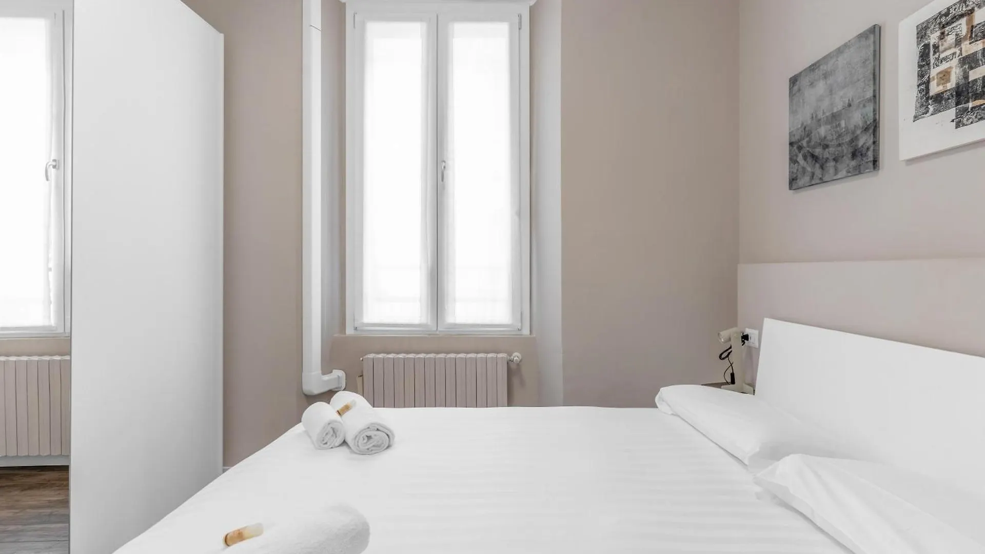 Corsica Comfort Suites-10 Min To Linate Airport 米兰 0*,  意大利